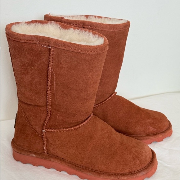 Bearpaw Women’s Sheepskin Boots Size 6 – Terracotta Mid-Calf - Picture 1 of 11